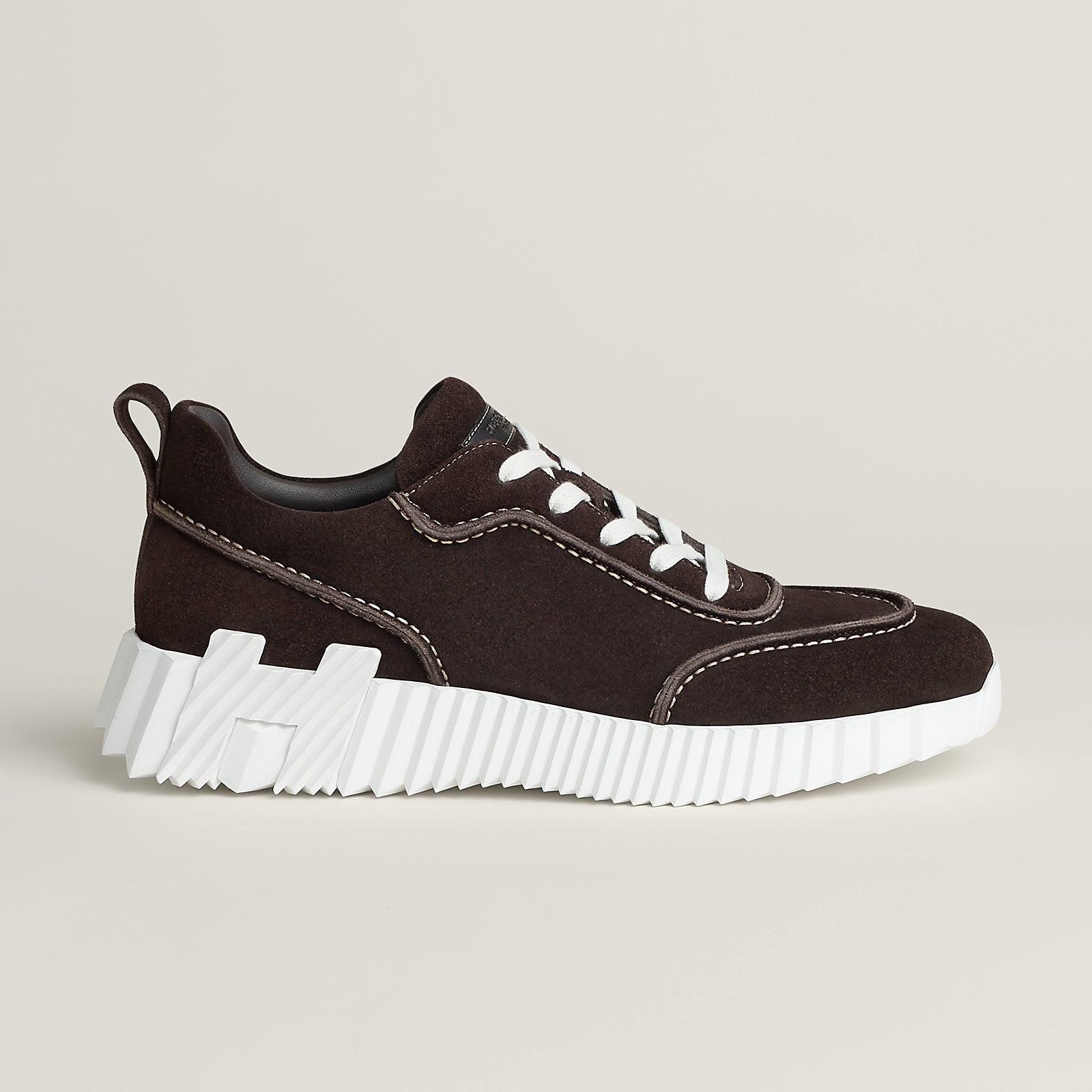 Hermès Next Sneaker Marron Ébène - vue de côté